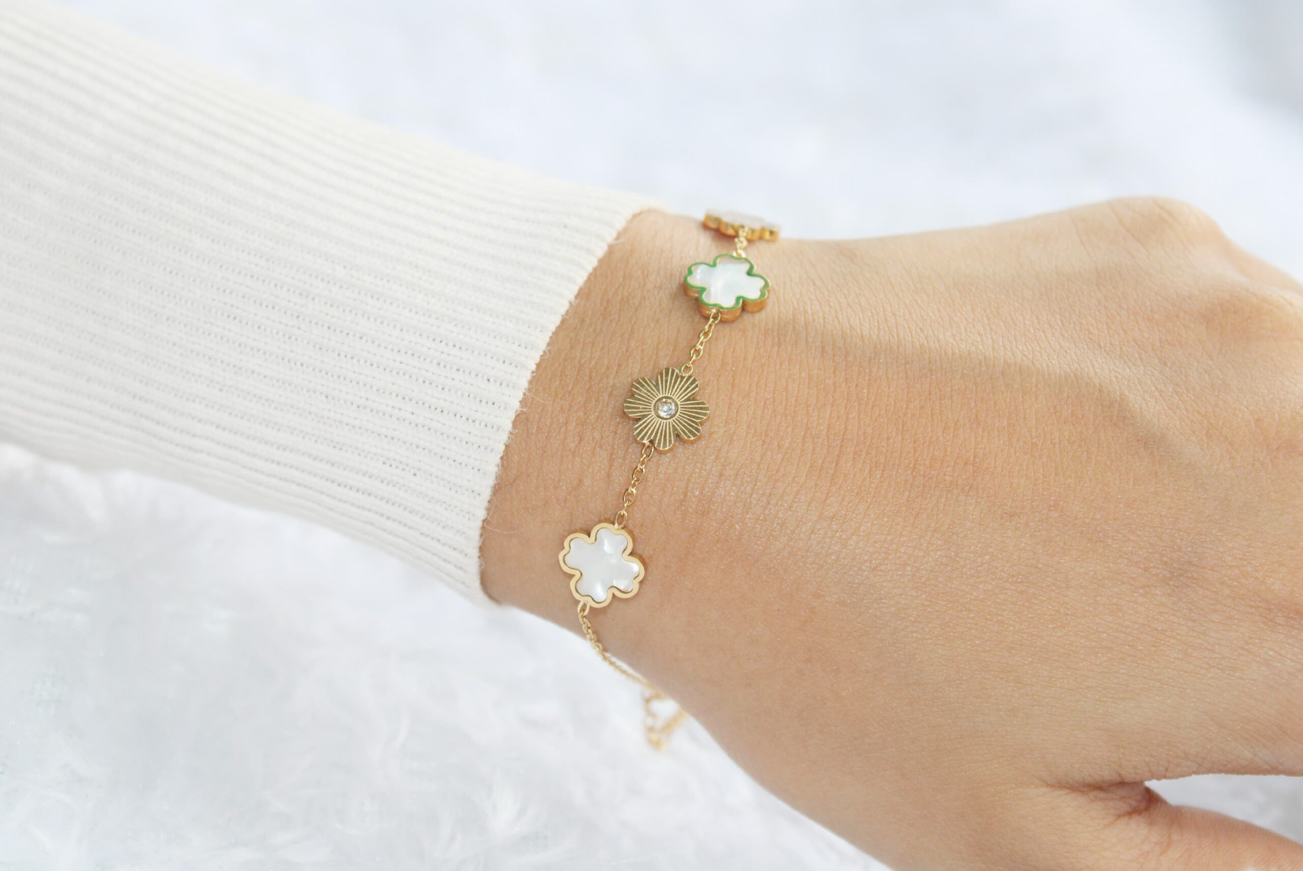 Bracelet